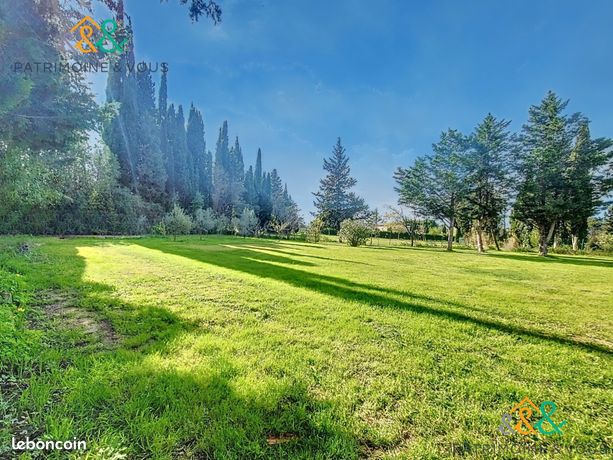 Terrain 1950 m² Barbentane