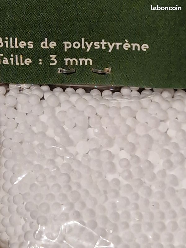 Bôme a neige billes de polystyrène et laine blanche (image 4)