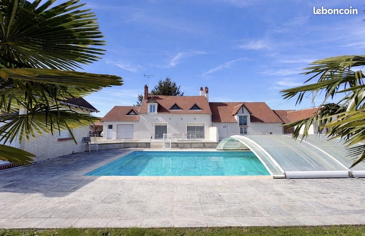 Maison 6 pièces 197 m² · à Darvoy · 197 m² · 428 000 €
