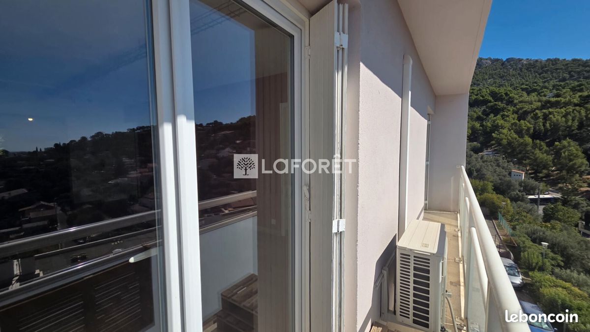 Appartement 3 pièces 57 m² · à Toulon · 57 m² · 990 €/mois