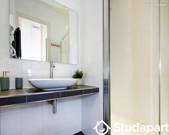 Appartement a louer paris-17e-arrondissement - 1 pièce(s) - 73 m2 - Surfyn