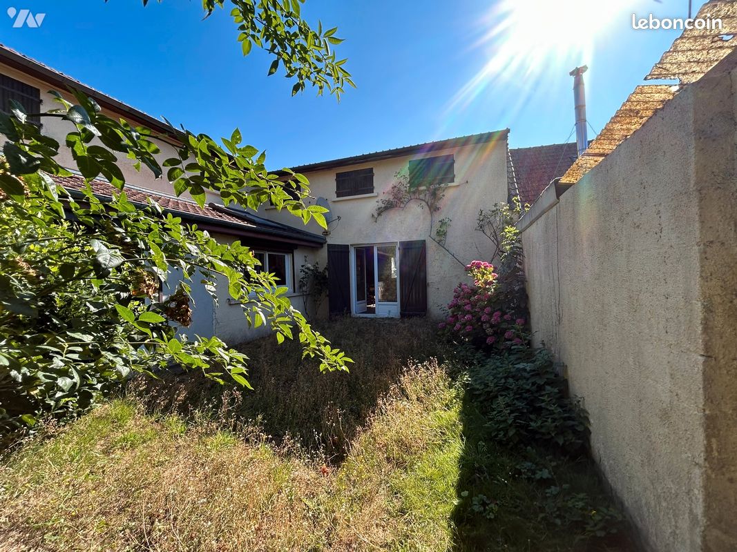 Maison 6 pièces 130 m² · à Guerbigny · 130 m² · 99 000 €