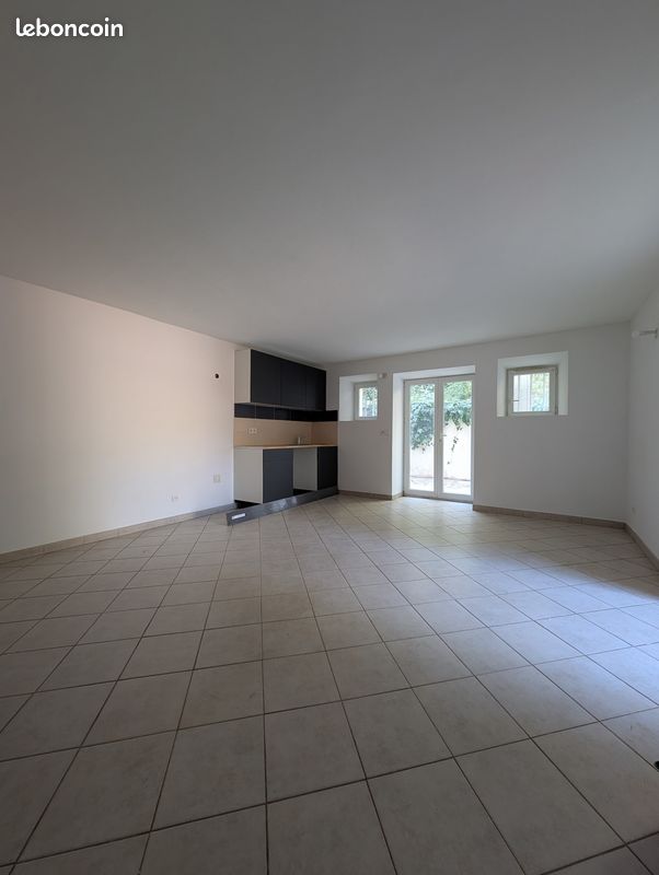 Appartement 3 pièces 35 m² · à La Valette-du-Var · 35 m² · 680 €/mois