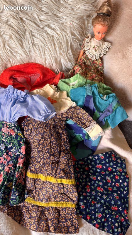 Tenues Vintage Pour Poupée Tressy Bella – Lot D’Occasion