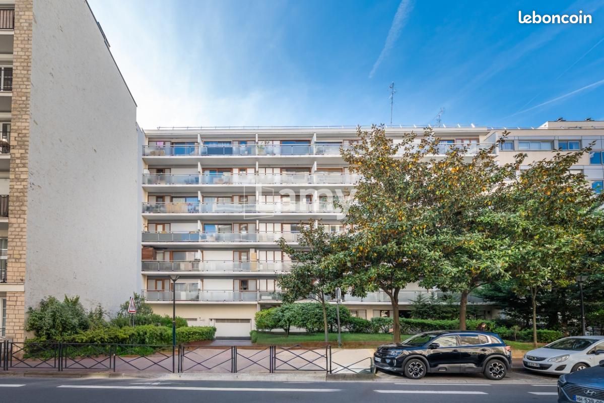 Appartement 2 pièces 29 m² · à Courbevoie · 29 m² · 240 000 €