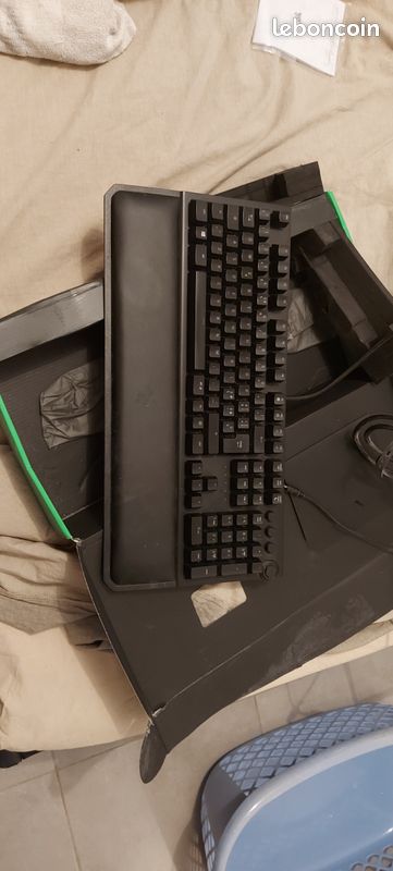 Clavier mecanique razer Blackwidow élite (image 3)