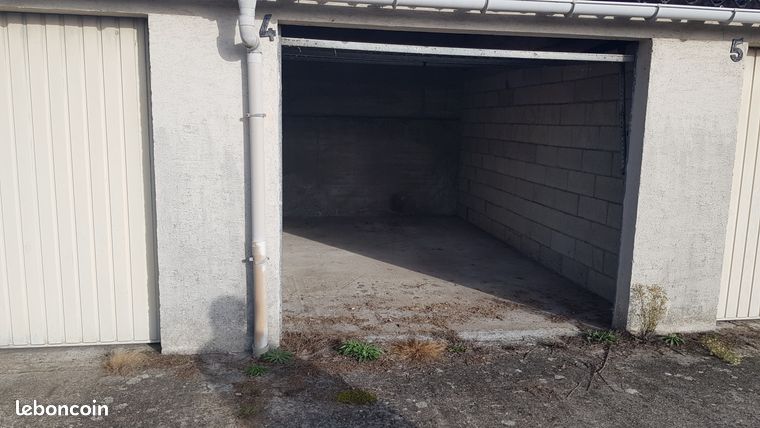 Garage / Box stockage / Garde meubles à louer