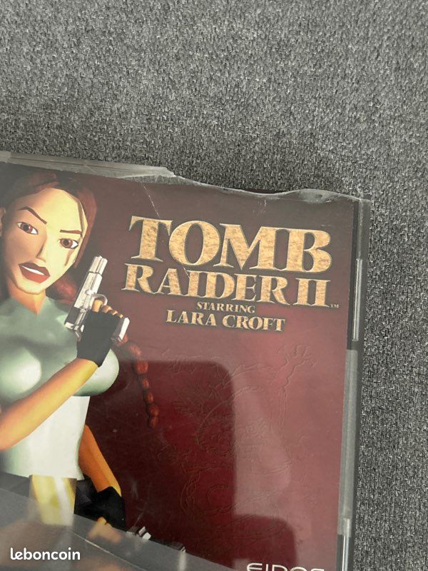 👾 Lot Jeux Ps1 Tomb raider II et III (image 4)