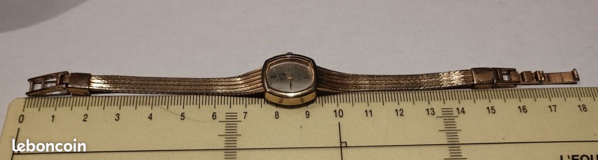 Montre Bracelet JAZ Vintage Femme Années 70 - Mécanique Manuelle, Cadran Champagne - À Réviser