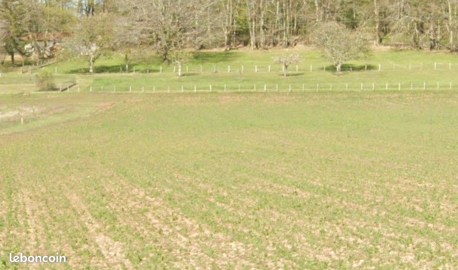 Terrain 1200 m² · à Lalinde · 1 200 m² · 23 000 €