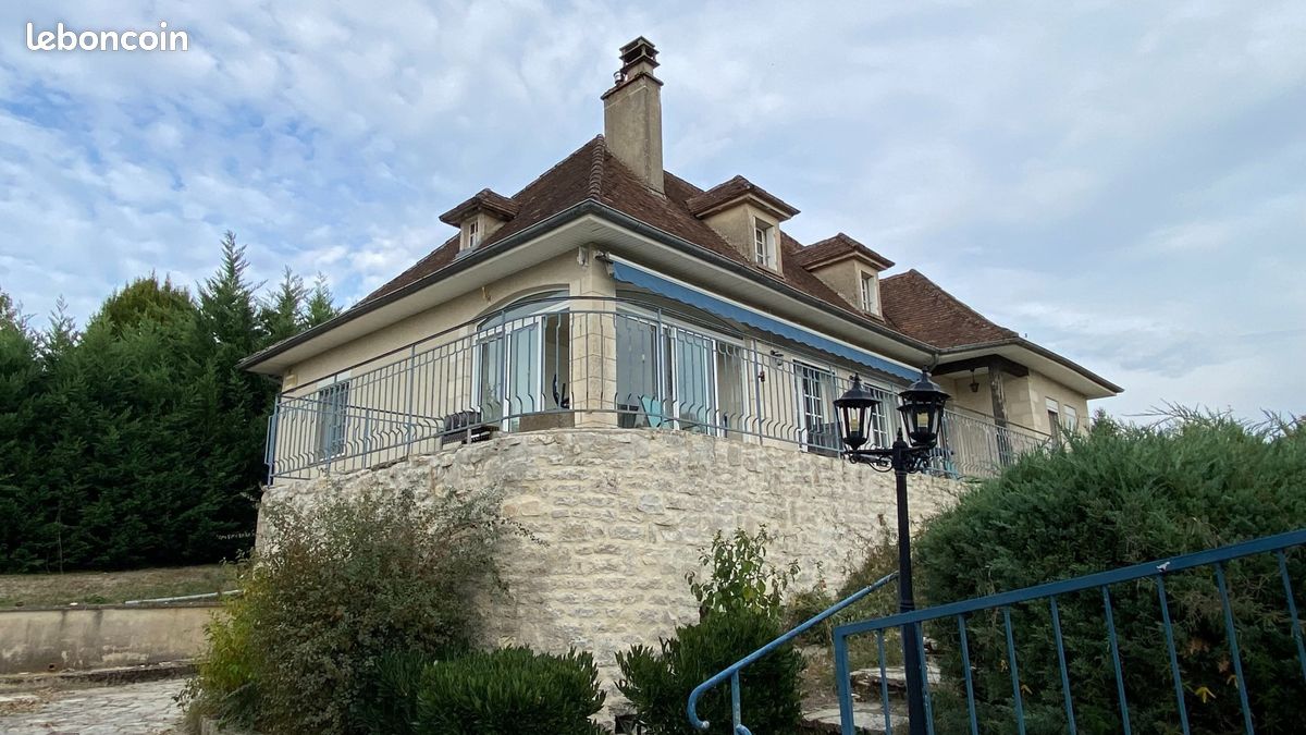 Maison 5 pièces 130 m² · à Alvignac · 130 m² · 262 500 €