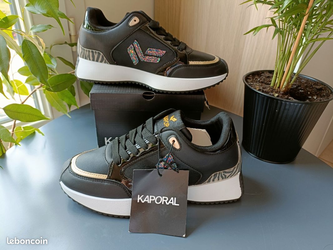 Kaporal Tennis Femme ArgentÃ© Baskets Basses Femmes Kaporal TIPPYK - Main Image