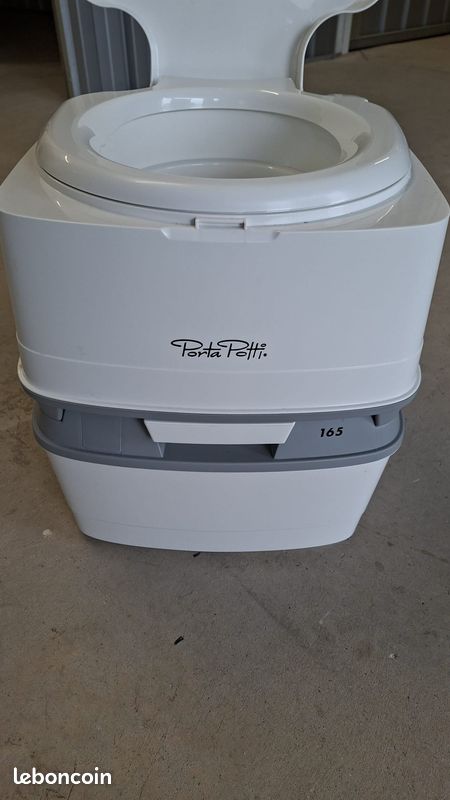 WC portable chimique THETFORD Porta Potti Qube 165 – Camping-car / Van / Fourgon (image 1)