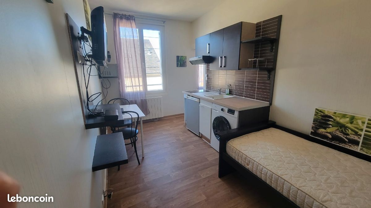 Appartement 1 pièce 16 m² · à Châteauroux · 16 m² · 390 €