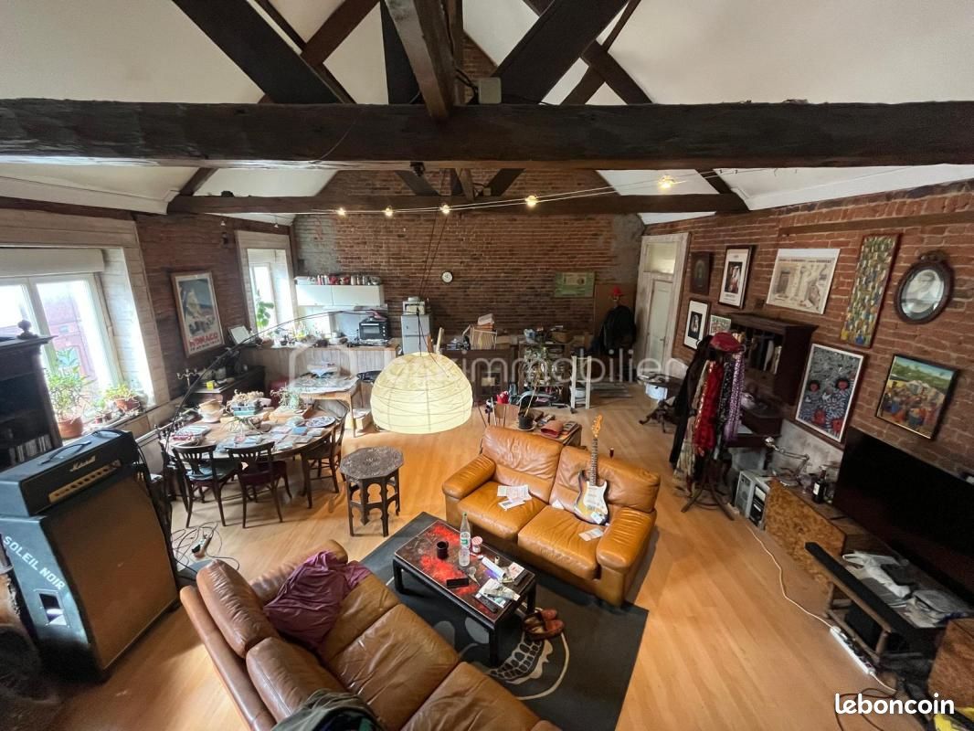 Immeuble 5 pièces 174 m² · à La Madeleine · 174 m² · 307 000 €