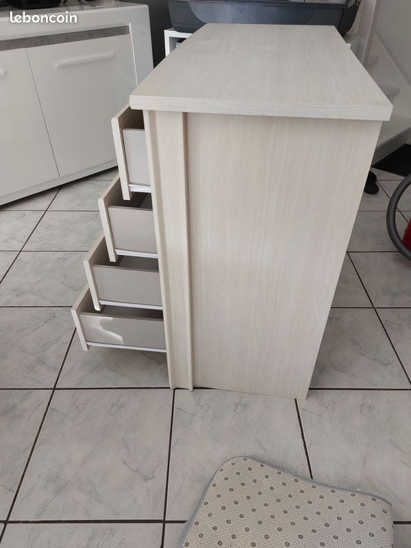 Vends commode de chambre (image 2)
