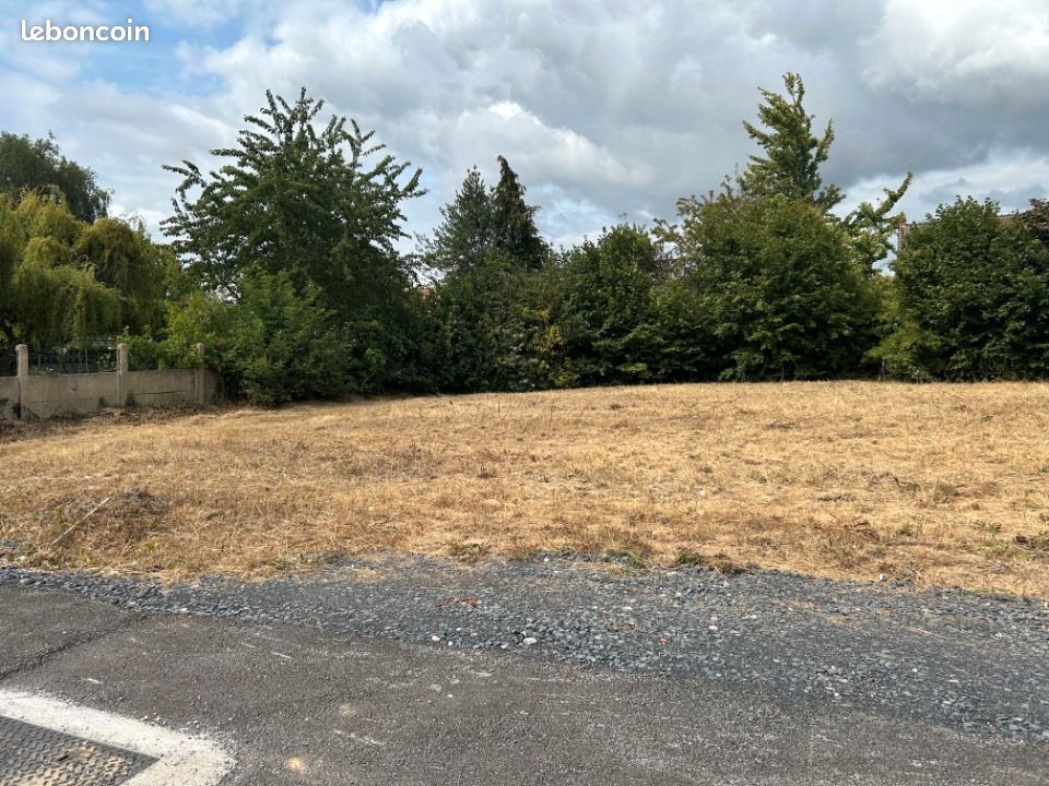Terrain 501 m² Annequin · 70 300 €