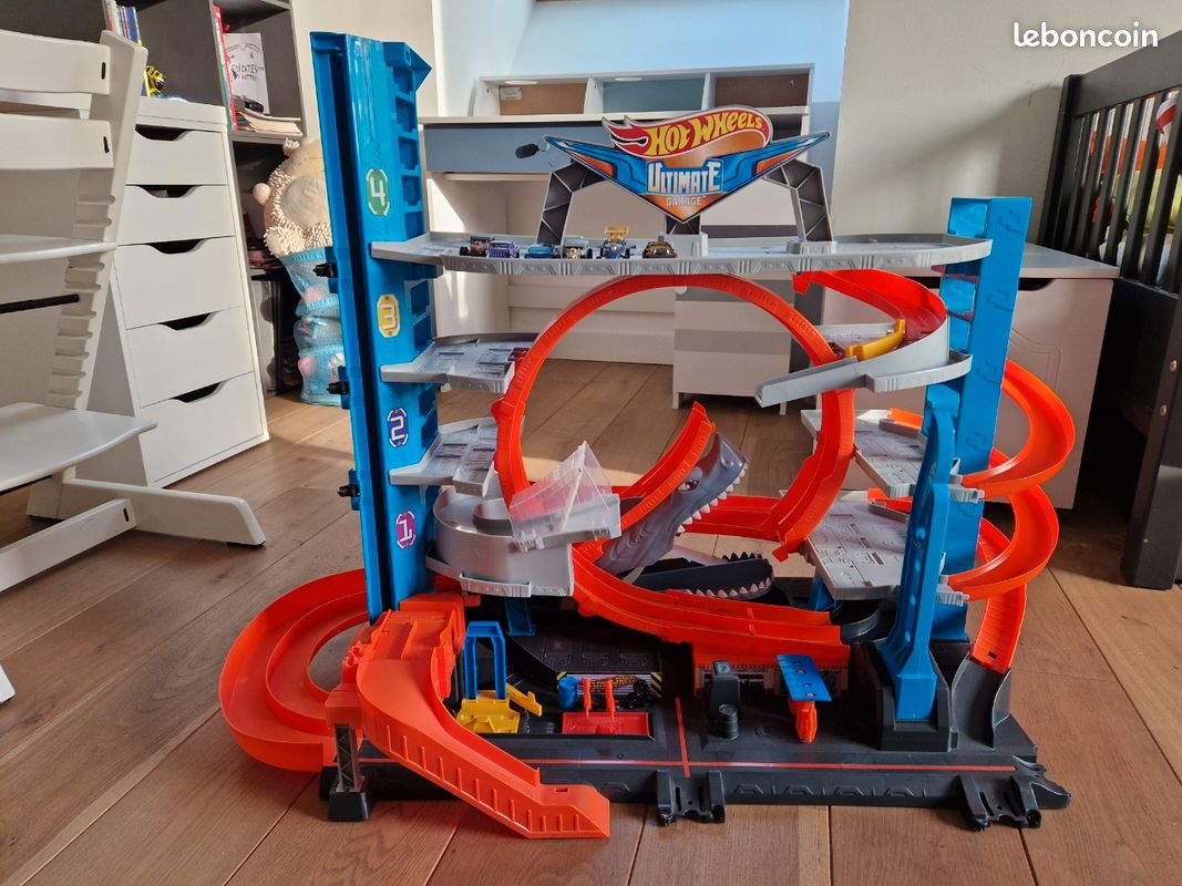 Camion garage Hotwheels (image 3)