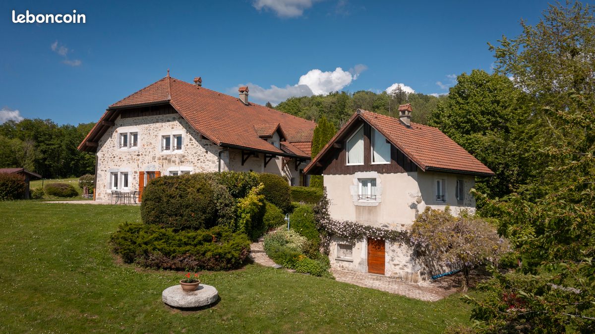 Maison 8 pièces 510 m² · à Fillière · 510 m² · 2 300 000 €