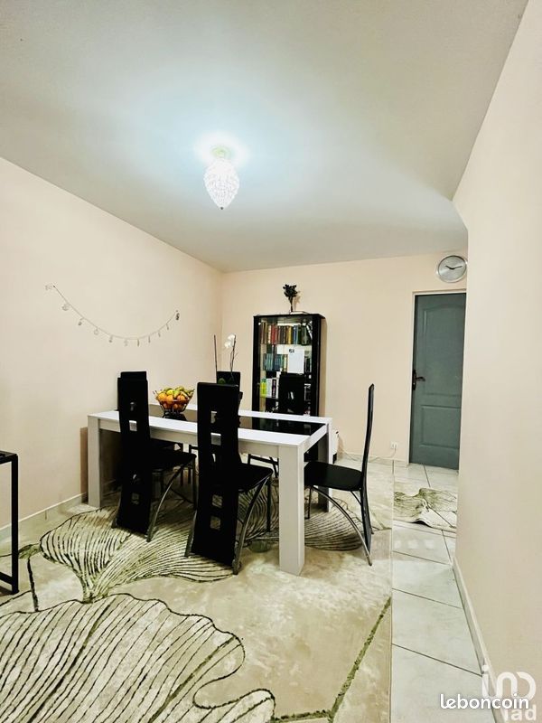 Maison 5 pièces 98 m² - Vars 16330 (image principale 4)