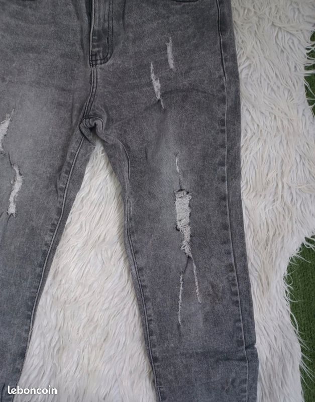 Jeans femme trouer gris (image 3)
