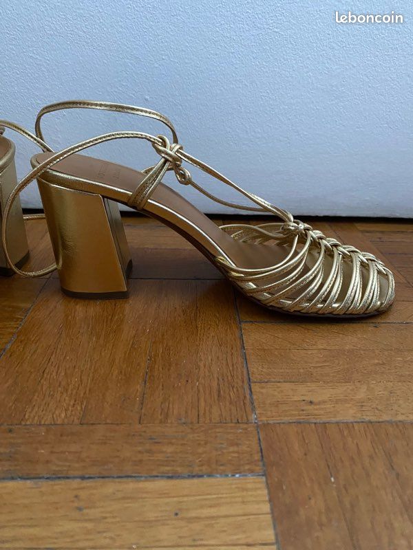 Sandale Sezane DorÃ© Sandales Natacha Doré Lisse Tressé Cuir