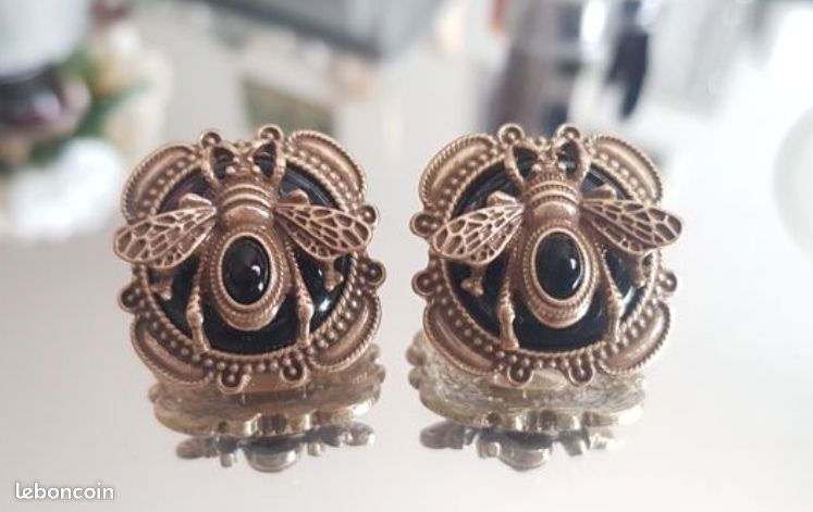 Satago | Faux Écarteur Clou D'Oreille En Acier Inoxydable Noir & Vert 4 Mm | En Stock ! | Otsu