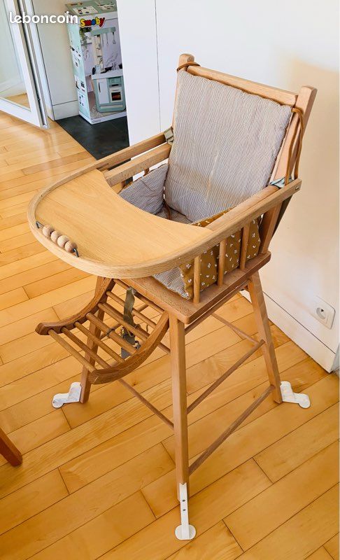 Chaise haute bébé combelle (image 1)
