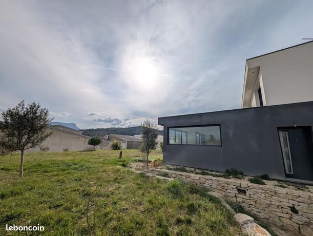Villa 4 pièces 149 m²