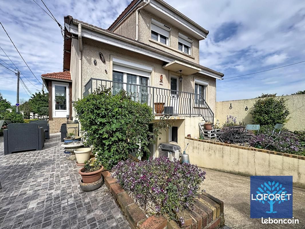 Maison 5 pièces 101 m² · à Chilly-Mazarin · 101 m² · 394 000 €
