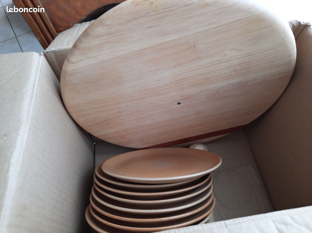 Assiettes à fromage + plateau tournant (image 1)