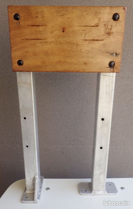 Chaise pour stockage d'un moteur hors-bord (image 2)