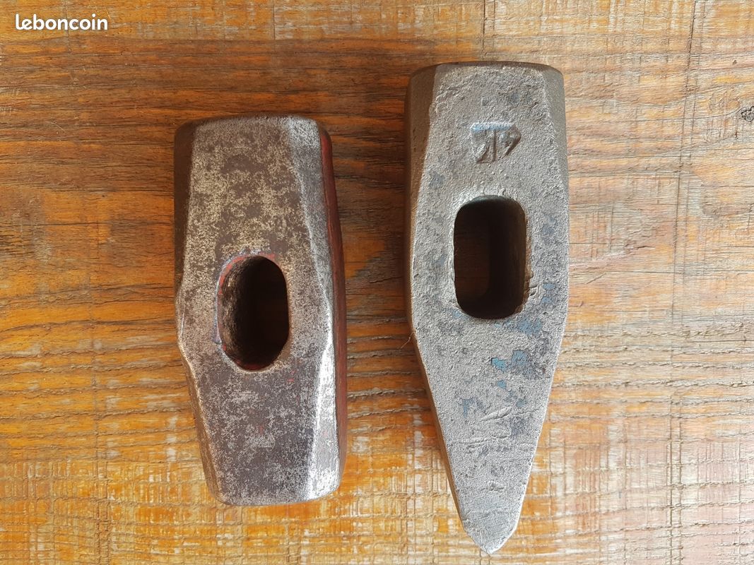 Marteau De Forgeron Ancien Forgé XIXe – Tête Déportée – Outil N°13 D'époque