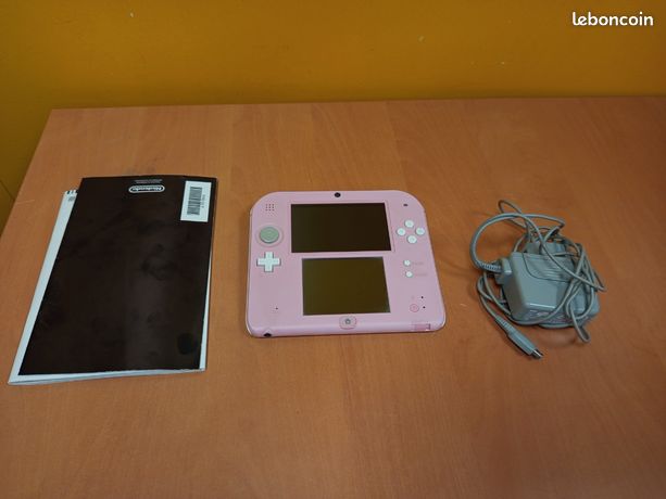 Boîte De Console 2DS Rose – Édition Tomodachi Life – Vide – Collector Réf 154