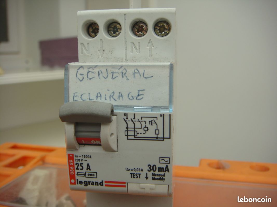 Disjoncteur differentiel legrand (image 3)