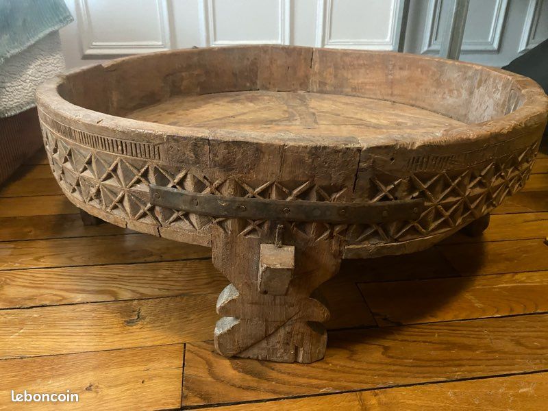 Table basse Chakki indienne - bois sculpté (ancien moulin à grain) (image 1)