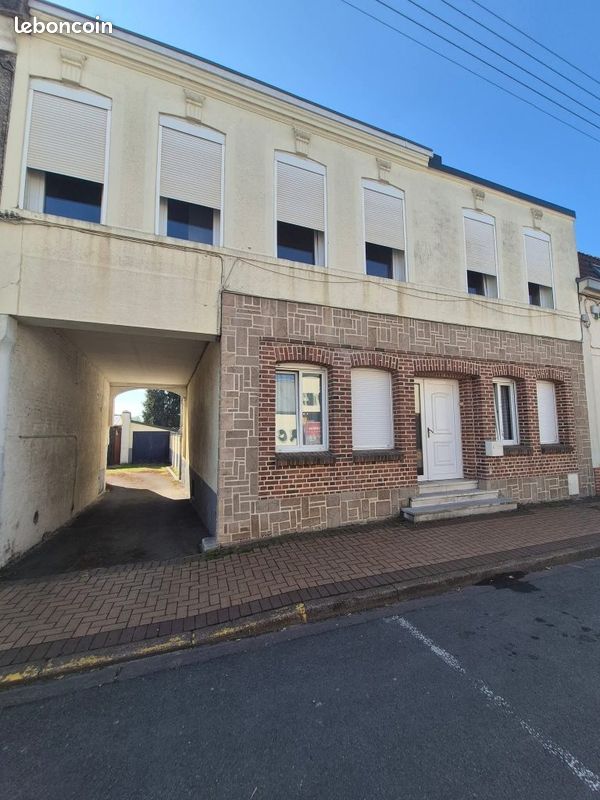 Maison 7 pièces 195 m² · à Isbergues · 195 m² · 189 800 €