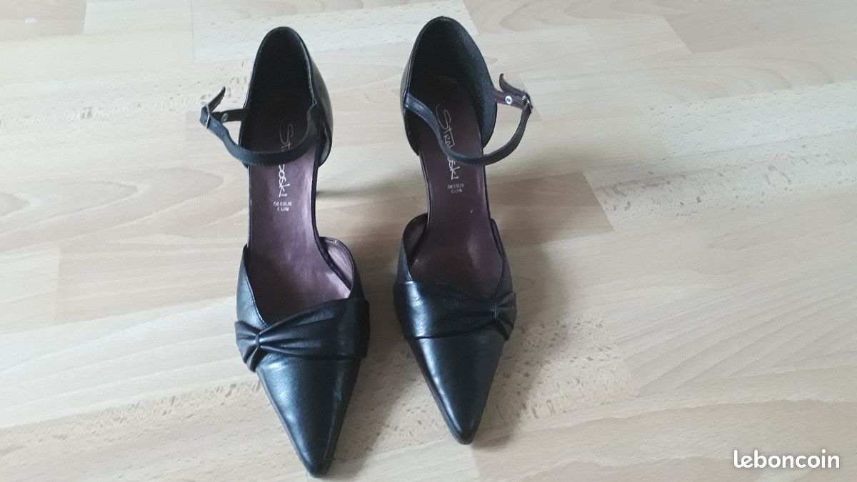 Chaussures à Lanières Noires Marks And Spencer - Pointure UK 7.5 - Neuves Sans Boîte