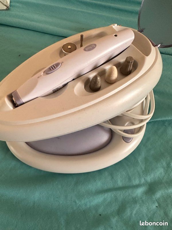 Manucure Uv Nails Scholl (image 2)