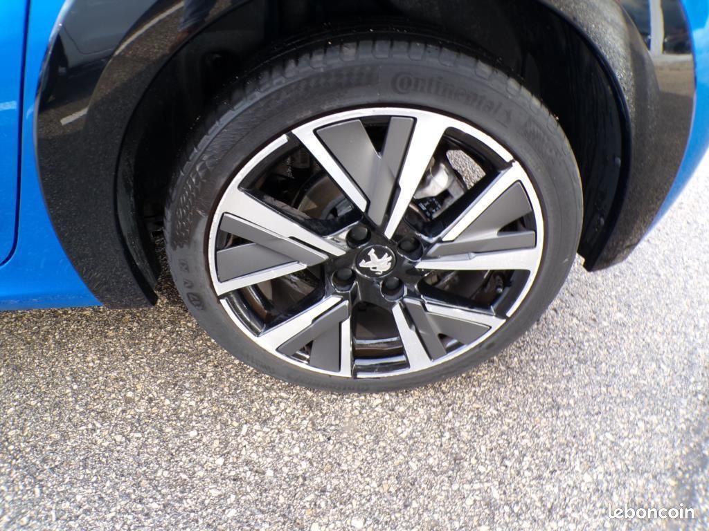 Peugeot 208 1.5 BLUEHDI 100 cv GT LINE (image 8)