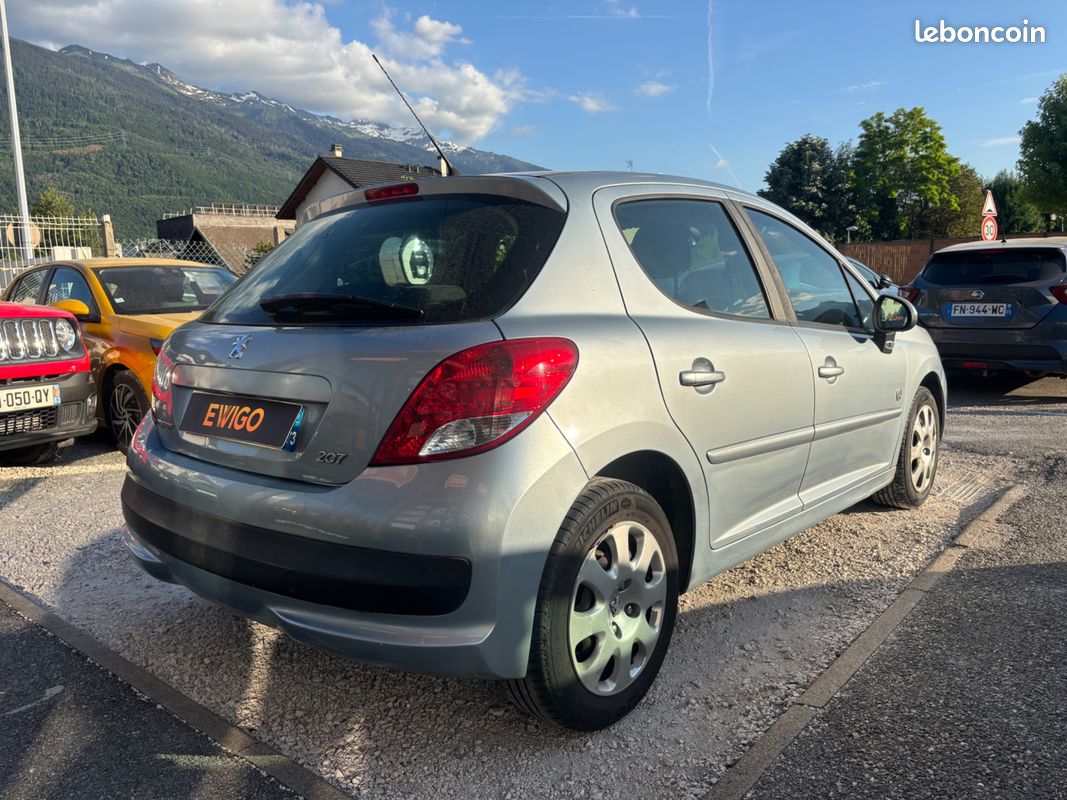 Peugeot 207 1.6 hdi 92ch urban move - distribution faite (image 2)