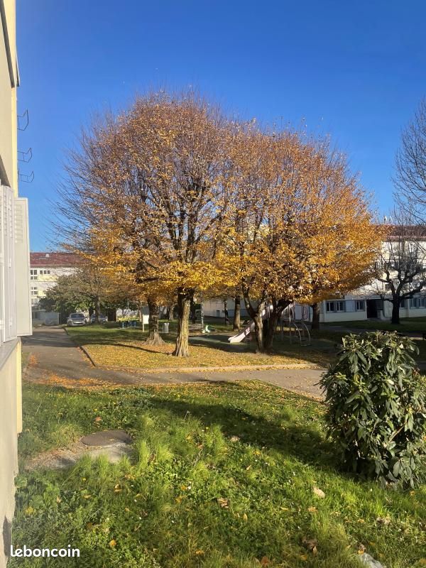 Appartement 4 pièces 76 m² · à Tullins · 76 m² · 412 €/mois