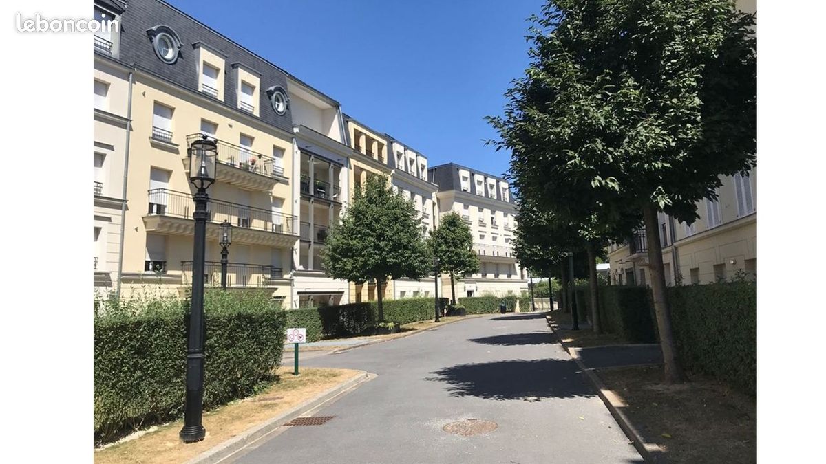 Parking 2 pièces 32 m² · à Reims · 32 m² · 548 €/mois