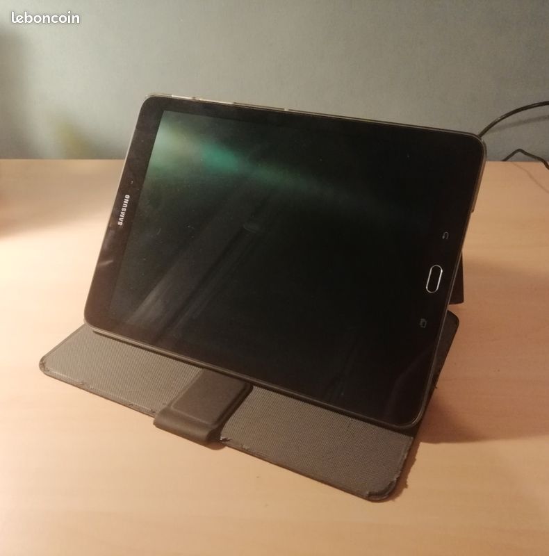 Tablette Samsung Galaxy Tab S2 (image 1)