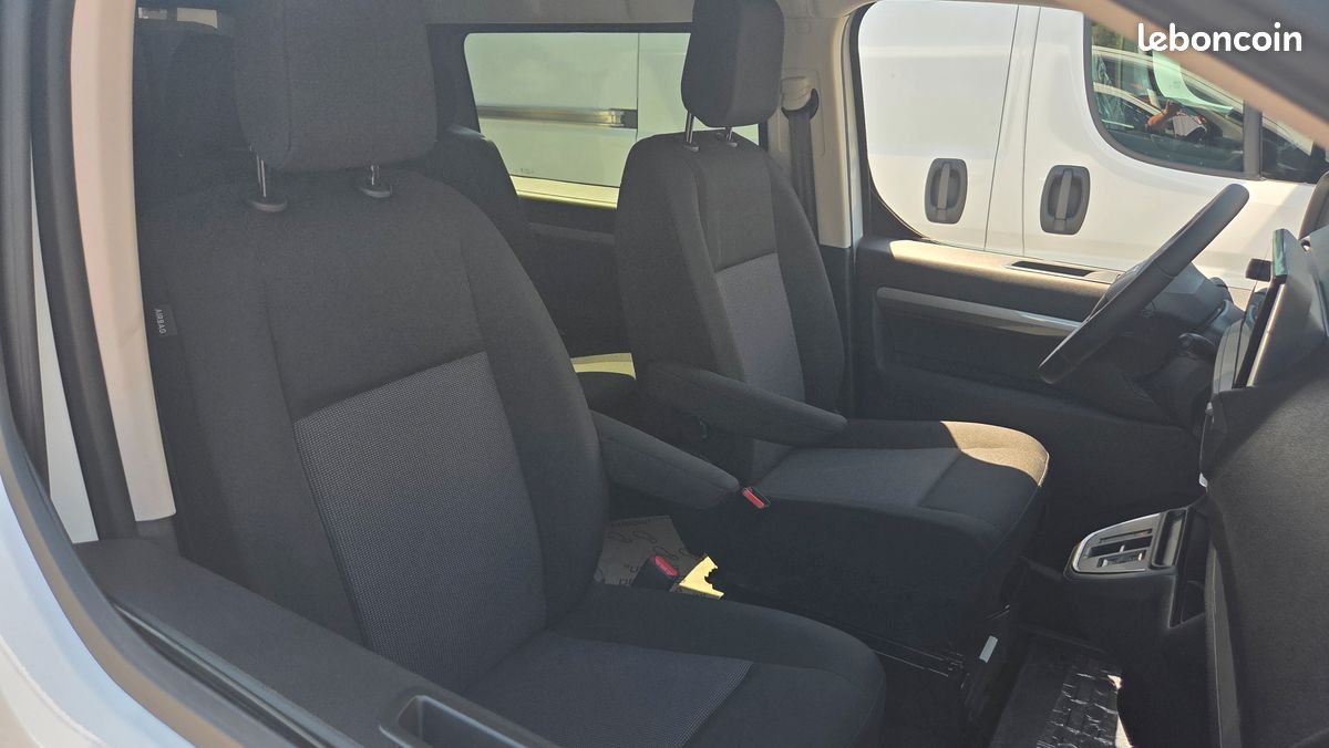 489e/mois FIAT SCUDO cabine approfondie fixe Taille M 180ch EAT8 finition S-Design (image 3)