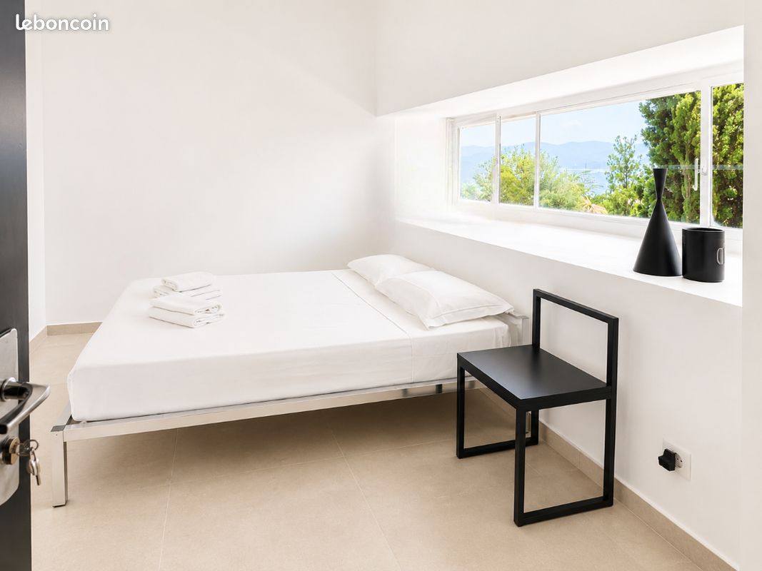 Appartement 1 pièce 23 m² · à Saint-Tropez · 23 m² · 350 000 €