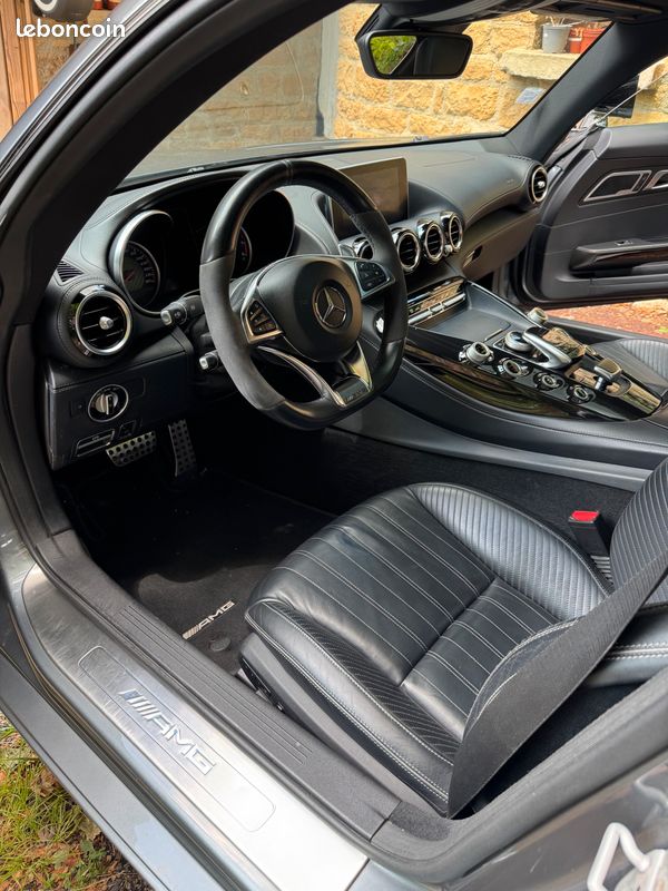 Mercedes amg gts (image 3)