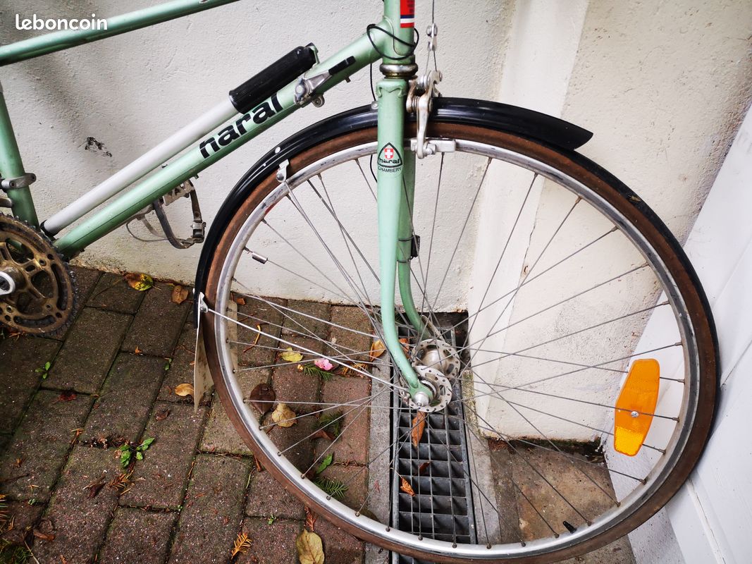 Vélo dame 1/2 course vintage de marque Haral vert métallisé Vélos