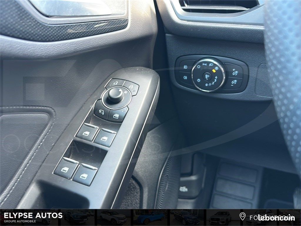 Ford Focus IV 1.0 ECOBOOST 125 S&S MHEV ST-Line X (image 13)
