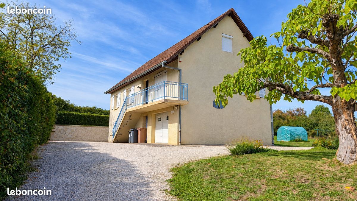 Maison 7 pièces 131 m² · à Noidans-lès-Vesoul · 131 m² · 205 000 €